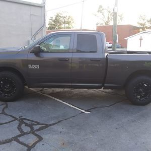 Meet your Posher, Charles